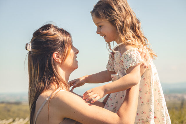 Séance mère fille capturée par May Jolies Photos en avril 2025
