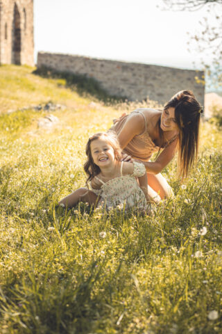 Séance mère fille capturée par May Jolies Photos en avril 2025