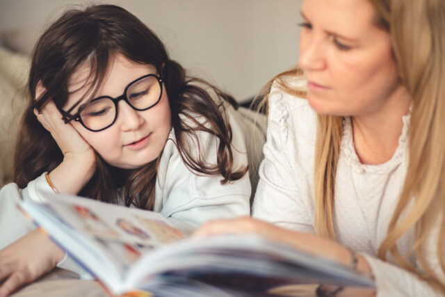 Séance mère fille capturée par May Jolies Photos en novembre 2024