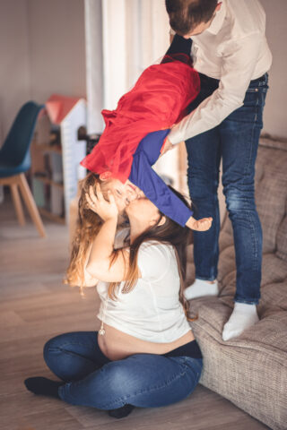 Séance Grossesse de S & M capturée par May Jolies Photos en février 2024