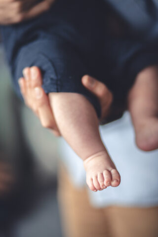 Séance Bébé M capturée par May Jolies Photos en novembre 2024