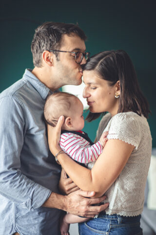 Séance famille capturée par May Jolies Photos en novembre 2024