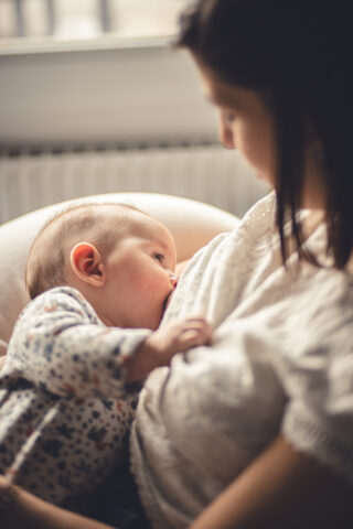 Séance Bébé M capturée par May Jolies Photos en novembre 2024